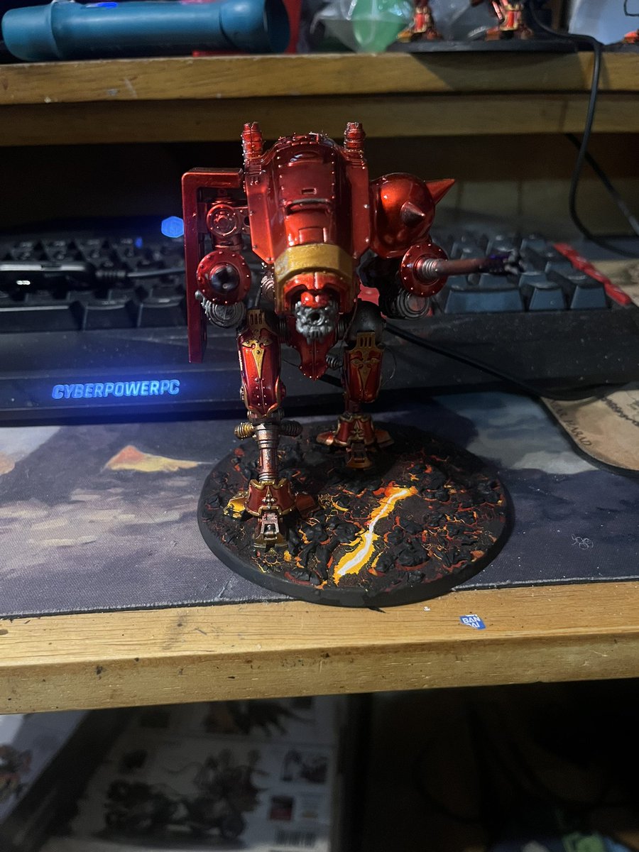 EddieRWebber's tweet photo. Armiger + Zaku 2

#imperialknight #warhammer40k #warhammer #warhammer40000 #zaku #Gundam #armiger #imperialknights https://t.co/rawvPHrDxH