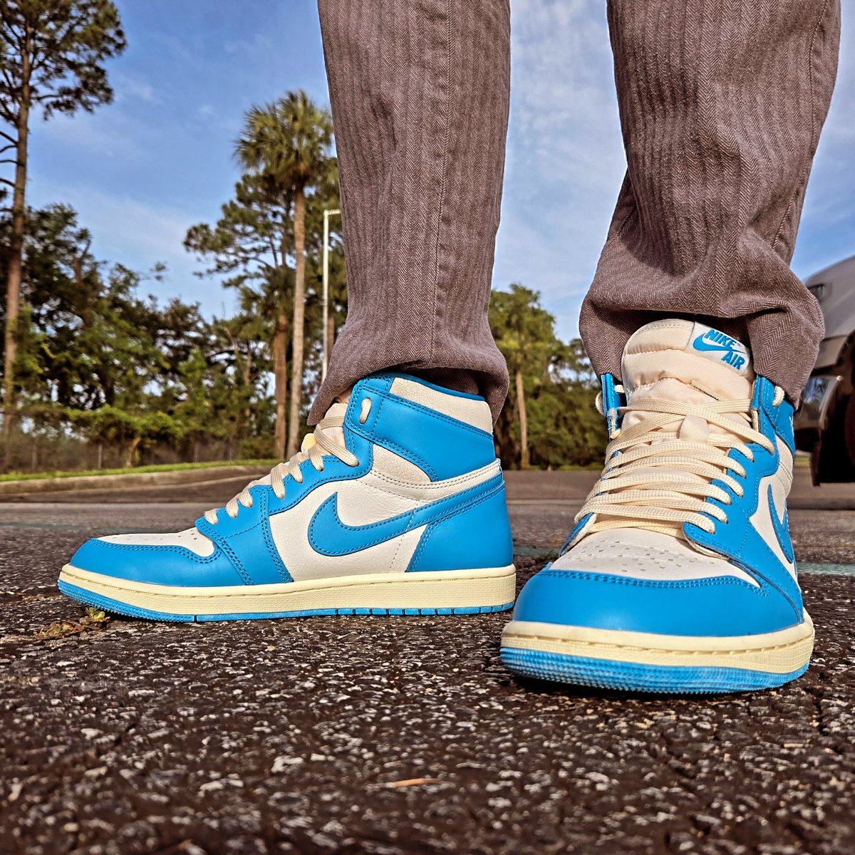 jordan unc on feet