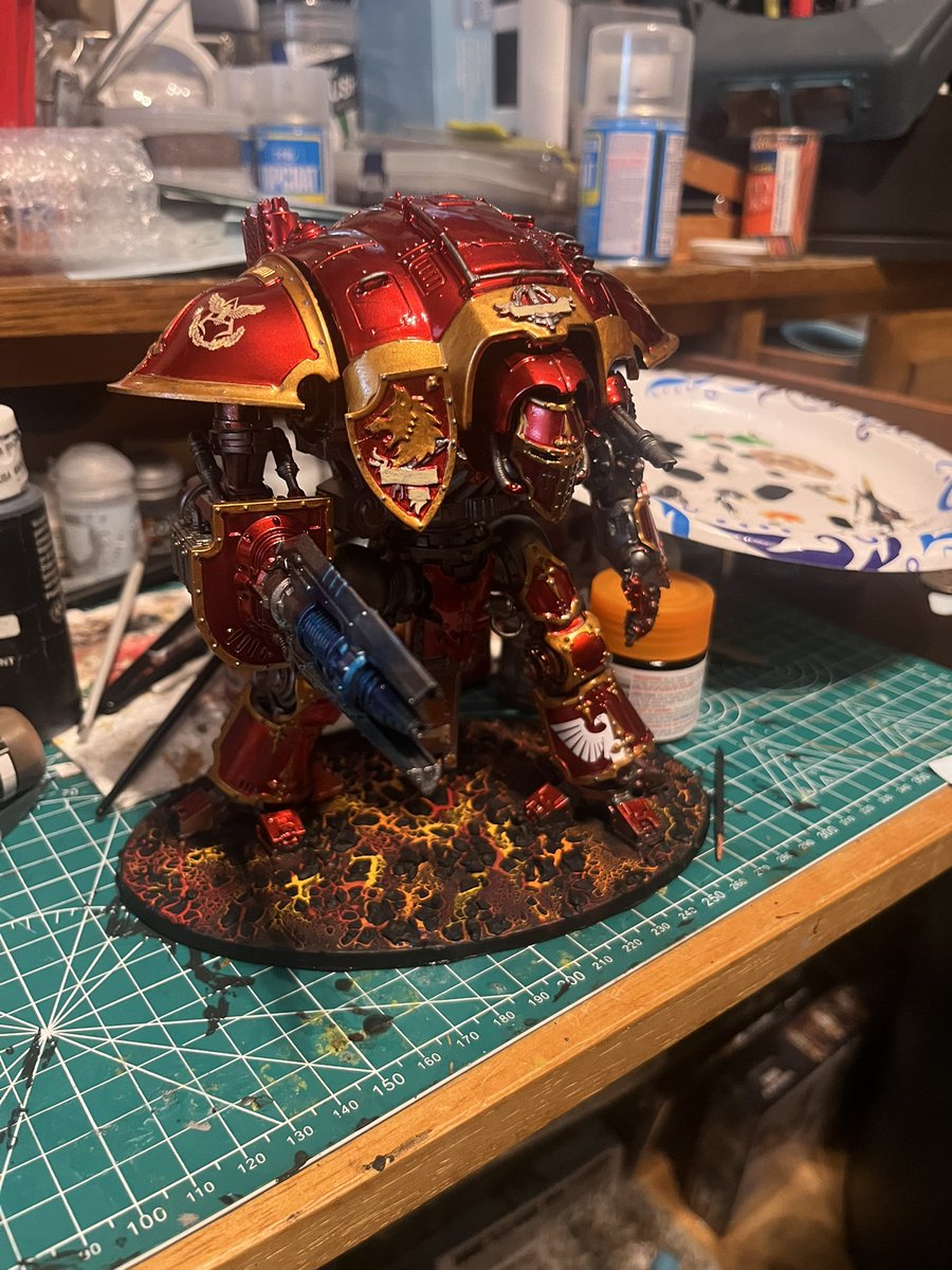 EddieRWebber's tweet photo. Canis Rex 

#warhammer40k #warhammer #warhammer40000 #imperialknight #imperialknights #canisrex #zeon #char https://t.co/WupZ8yGfdD