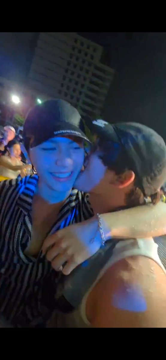 nanonsnips's tweet image. mind you williamest shot this right after everything that went down during songkran 🤭