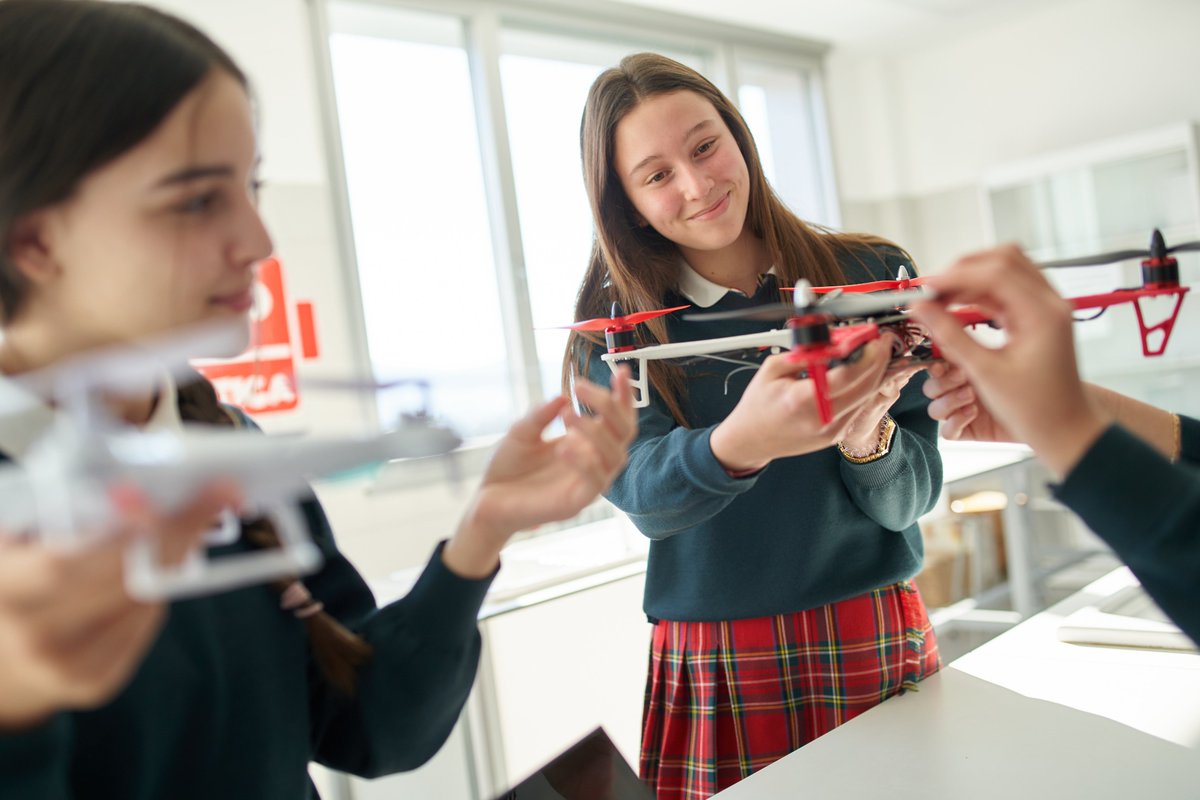 Colegios de FOMENTO tweet media