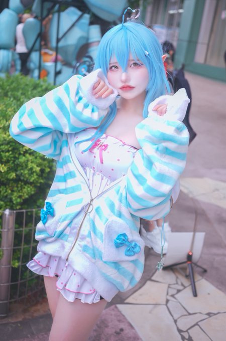 Twitterのコスプレ画像3