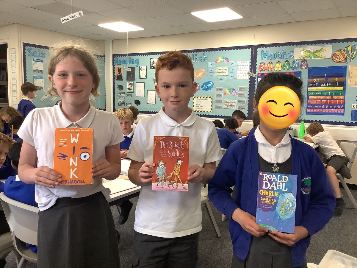 ReinwoodJuniors's tweet image. Well done to our top dojo winner, Oscar raffled winner and most improved reader #RJS4H #RJSBehaviour Daisy, Adam and Aishah 🤩⭐️