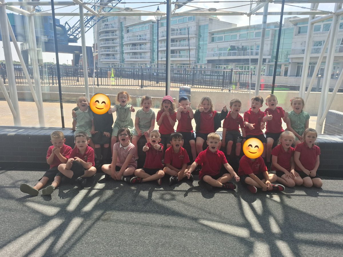 YG Bro Ogwr (@ysgolbroogwr) on Twitter photo Bl1 Teifi - diwrnod gwych yn <a href="/Techniquest/">Techniquest</a> pawb wedi blino erbyn hyn! A great day in Techniquest. Everyone very tired now! 🔭🎪🛝☺️ Bl1 Teifi - diwrnod gwych yn <a href="/Techniquest/">Techniquest</a> pawb wedi blino erbyn hyn! A great day in Techniquest. Everyone very tired now! 🔭🎪🛝☺️