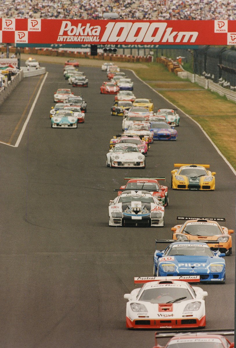 What a race this was! 🏁 #ListerStorm
