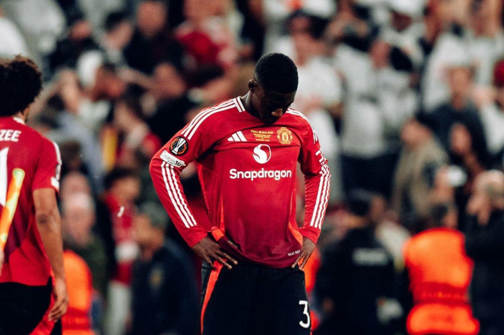 UtdDistrict's tweet image. Kobbie Mainoo's stance on Manchester United future after five-minute cameo in Europa League final

➡️ utddistrict.co.uk/kobbie-mainoos…