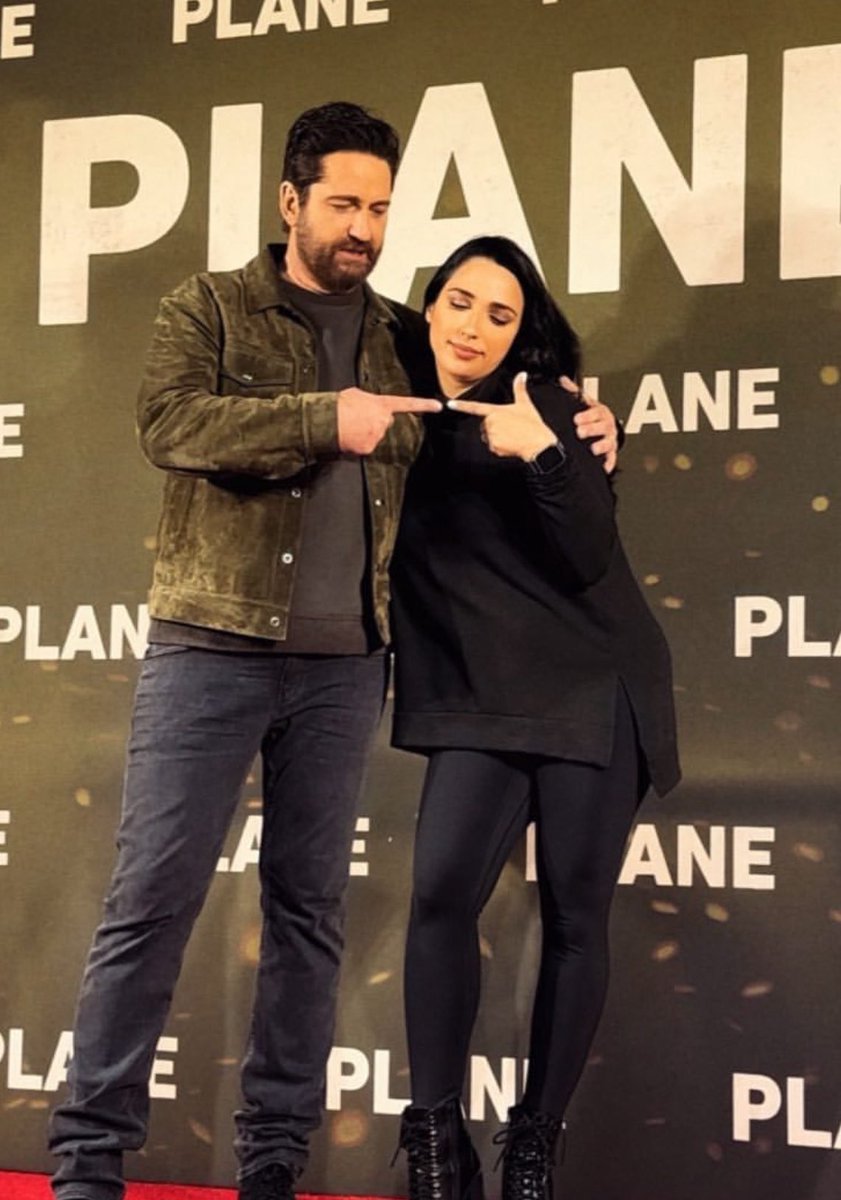 🤣 I did Stardust Racer last night at Epic Universe and <a href="/GerardButler/">Gerard Butler</a> was riding with us! It is such an epic roller coaster! When we got off I yelled “THIS IS SPARTAAAAAA” and we had some good laughs. He said that was the best Sparta yell he has heard in a long time 💁🏻‍♀️ We