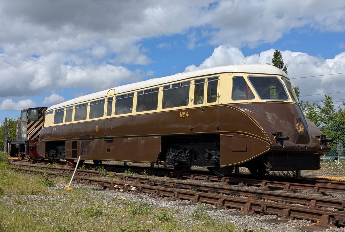A moment outdoors for the GWR railcar <a href="/RailwayMuseum/">National Railway Museum</a> today