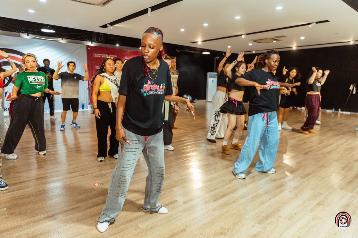 AfroPulz's tweet photo. Enjoy some exciting images from Afro Pulz Dance camp that happened in China. 

@ChampionRolie @RealCash Namata|Richael|Rich boy hero|Sibusiso|Kobi Twitches

#Trending #Dance #china #afro #afrodancecamp #dancecamp #ghana https://t.co/tPVLEYPIgw