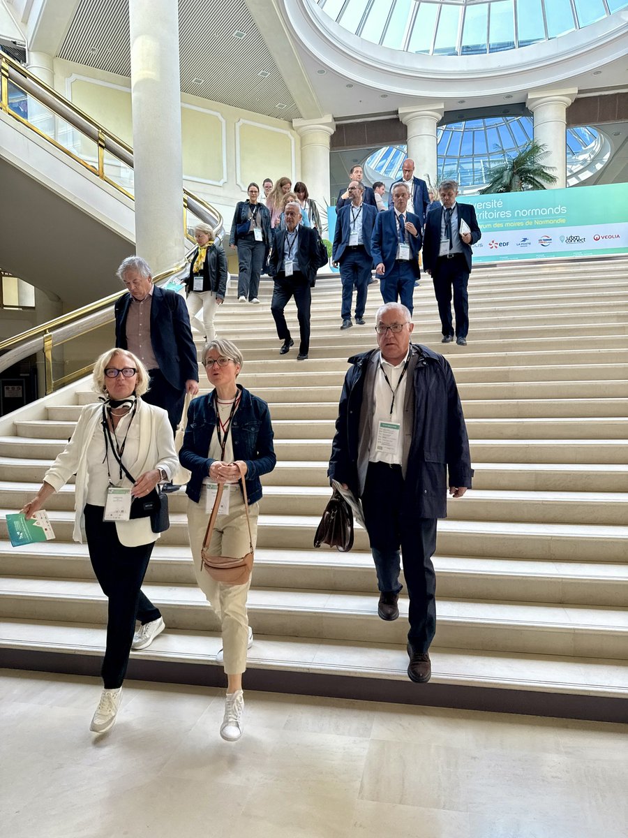 ADNormandie's tweet photo. [#UTN2025] -  1ère édition de l'Université des Territoires Normands : 
✅ Plus de 1000 élus Normands venus croiser leurs expériences pour relever les défis des #transitions, de la #sécurité, du #climat ...et proposer des solutions concrètes pour nos territoires ! @RegionNormandie https://t.co/HFBqEtjPg1