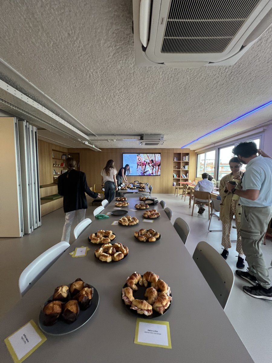 Our Barcelona team had the pleasure of introducing QED Structures to other companies in our shared office space during the monthly breakfast.

We are grateful for the opportunity given to us by Cloudwork Sagrada familia.

Thank you to our team members that took part.

#Barcelona
