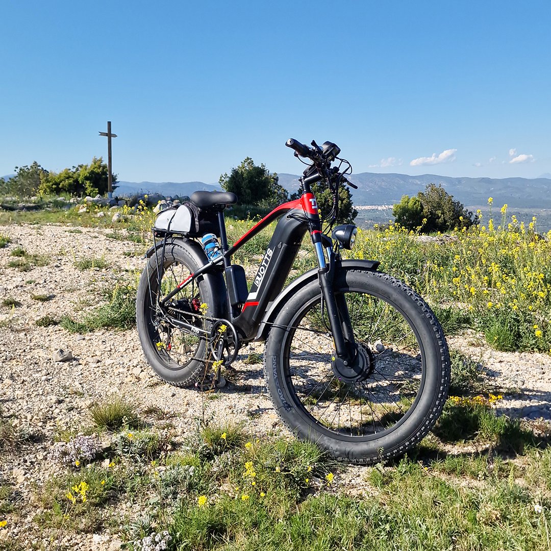 DUOTTS_E's tweet image. 🌄 Off-road riding isn’t just about conquering the road — it’s about experiencing the world.

Ride the F26 and explore the places that don’t show up on the map.
📍Start your adventure: duotts.com/products/f26

#DuottsF26 #RideToExplore #ElectricAdventure #FatBikeLife