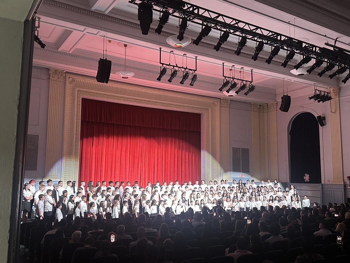 Ms. LoCurto tweet media