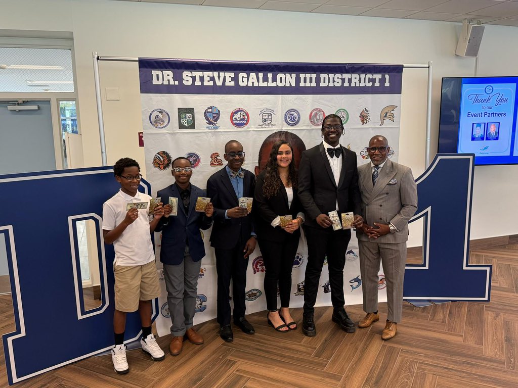 Dr. Steve Gallon III (@docstevegallon) on Twitter photo Dr. Steve Gallon III honors students at the District 1 Student of the Year Awards Luncheon. Of the nearly 50,000 students in District 1, these students represent the epitome of academic excellence, responsibility, character, and promise. <a href="/MDCPS/">Miami-Dade Schools</a> <a href="/MDCPSNorth/">M-DCPS North Region</a> Dr. Steve Gallon III honors students at the District 1 Student of the Year Awards Luncheon. Of the nearly 50,000 students in District 1, these students represent the epitome of academic excellence, responsibility, character, and promise. <a href="/MDCPS/">Miami-Dade Schools</a> <a href="/MDCPSNorth/">M-DCPS North Region</a>