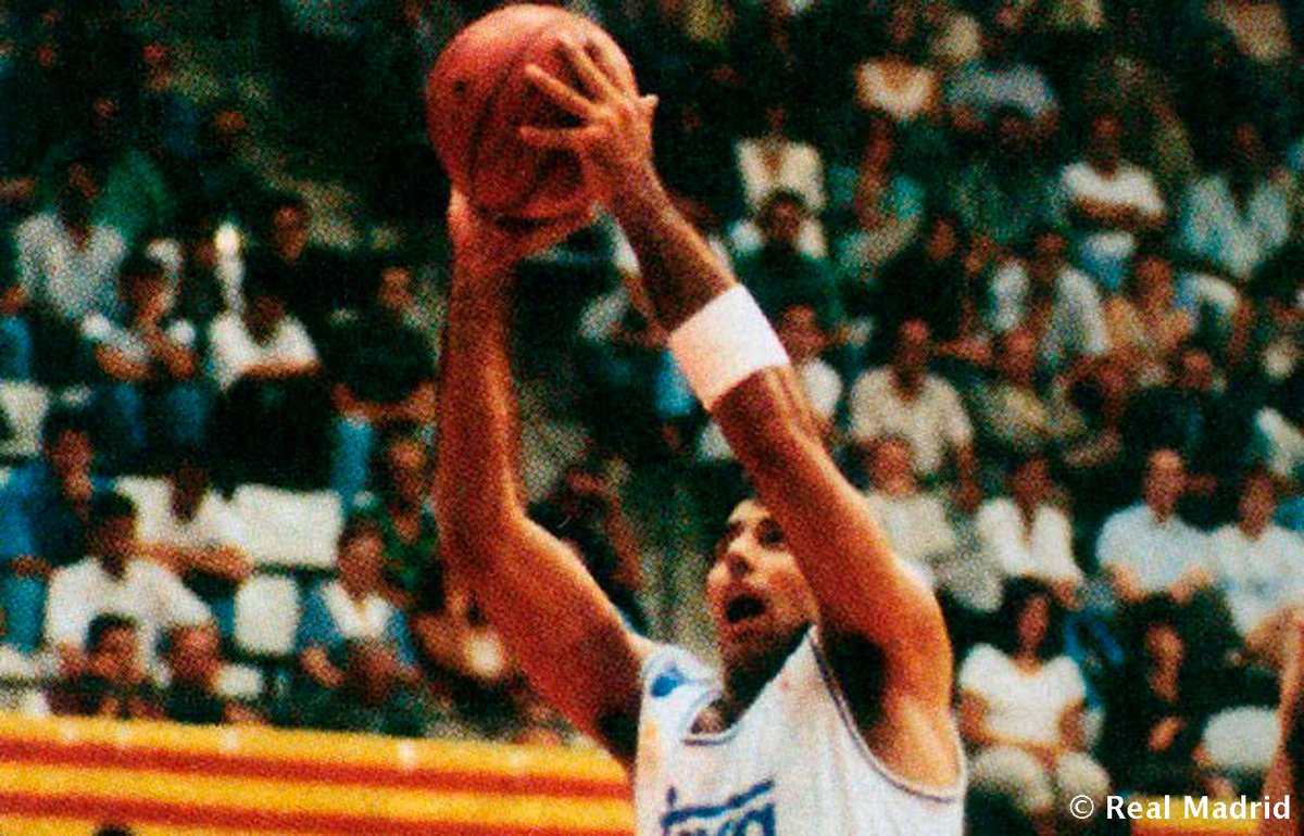 Realmadrid Baloncesto 🏀 🏆 (@realmadridbball) on Twitter photo #HalaMadrid
#TalDíaComoHoy, en 1994, Joe ARLAUCKAS (ALA-PÍVOT, 2,04, 1965) consiguió un #DobleDoble (17 pun. 10 reb.) con el <a href="/RMBaloncesto/">Real Madrid Basket</a> en LIGA ACB contra F.C. BARCELONA BANCA CATALANA
El REAL MADRID TEKA ganó por 79 - 69 #HalaMadrid
#TalDíaComoHoy, en 1994, Joe ARLAUCKAS (ALA-PÍVOT, 2,04, 1965) consiguió un #DobleDoble (17 pun. 10 reb.) con el <a href="/RMBaloncesto/">Real Madrid Basket</a> en LIGA ACB contra F.C. BARCELONA BANCA CATALANA
El REAL MADRID TEKA ganó por 79 - 69