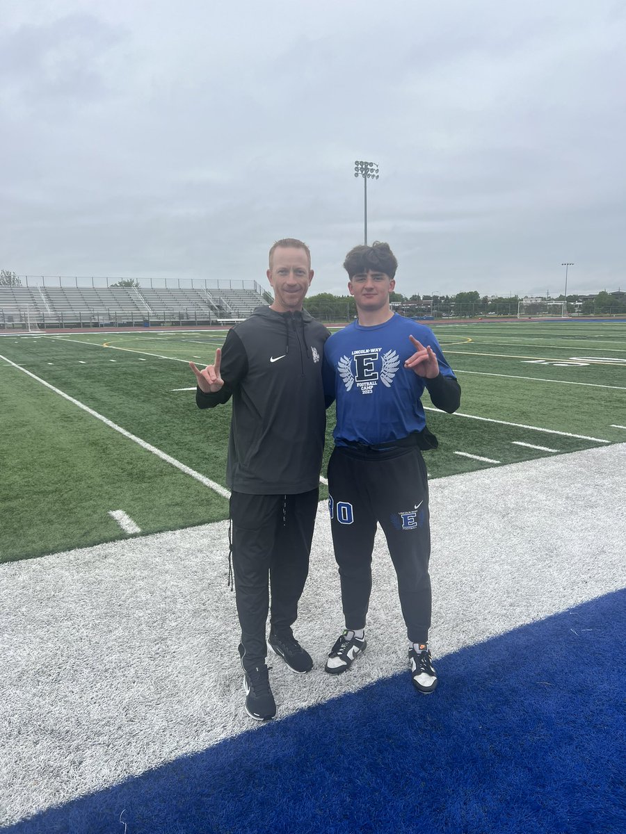 Trey Serauskis ‘26 5⭐️ (@trey_serauskis) on Twitter photo Thank you <a href="/CoachDaPrato/">𝑪𝒐𝒂𝒄𝒉 𝑫𝒂𝒏𝒊𝒆𝒍 𝑫𝒂 𝑷𝒓𝒂𝒕𝒐 🐺</a> for making the trip to <a href="/LWEastFootball/">Lincoln-Way East Football</a> from <a href="/UNMLoboFB/">New Mexico Football</a> to see me snap this morning! #GoLobos |🐺 🆙 Thank you <a href="/CoachDaPrato/">𝑪𝒐𝒂𝒄𝒉 𝑫𝒂𝒏𝒊𝒆𝒍 𝑫𝒂 𝑷𝒓𝒂𝒕𝒐 🐺</a> for making the trip to <a href="/LWEastFootball/">Lincoln-Way East Football</a> from <a href="/UNMLoboFB/">New Mexico Football</a> to see me snap this morning! #GoLobos |🐺 🆙