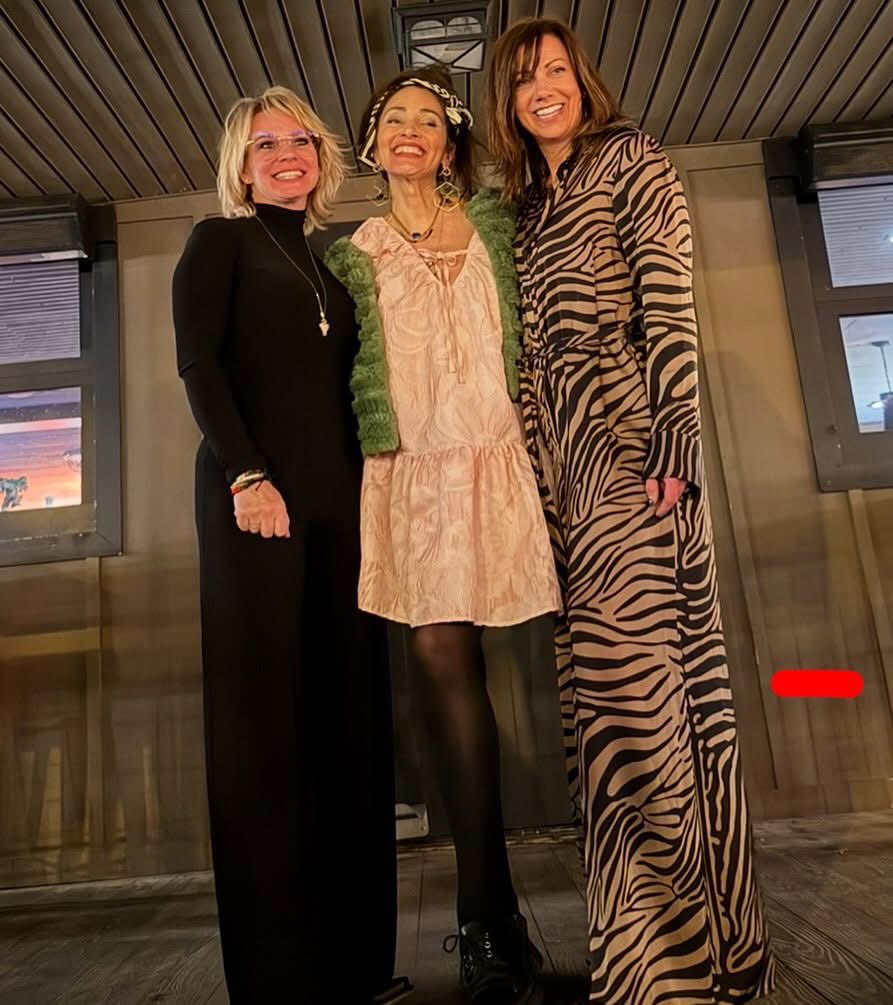 May 24th -Saturday night, these two lovely ladies and myself will be performing songwriter in the round at our beloved 40 Watt Club!  (Including 2 we have written together).  Will be a nice holiday weekend treat for those who are still in town!   Can’t wait to share the love! $10