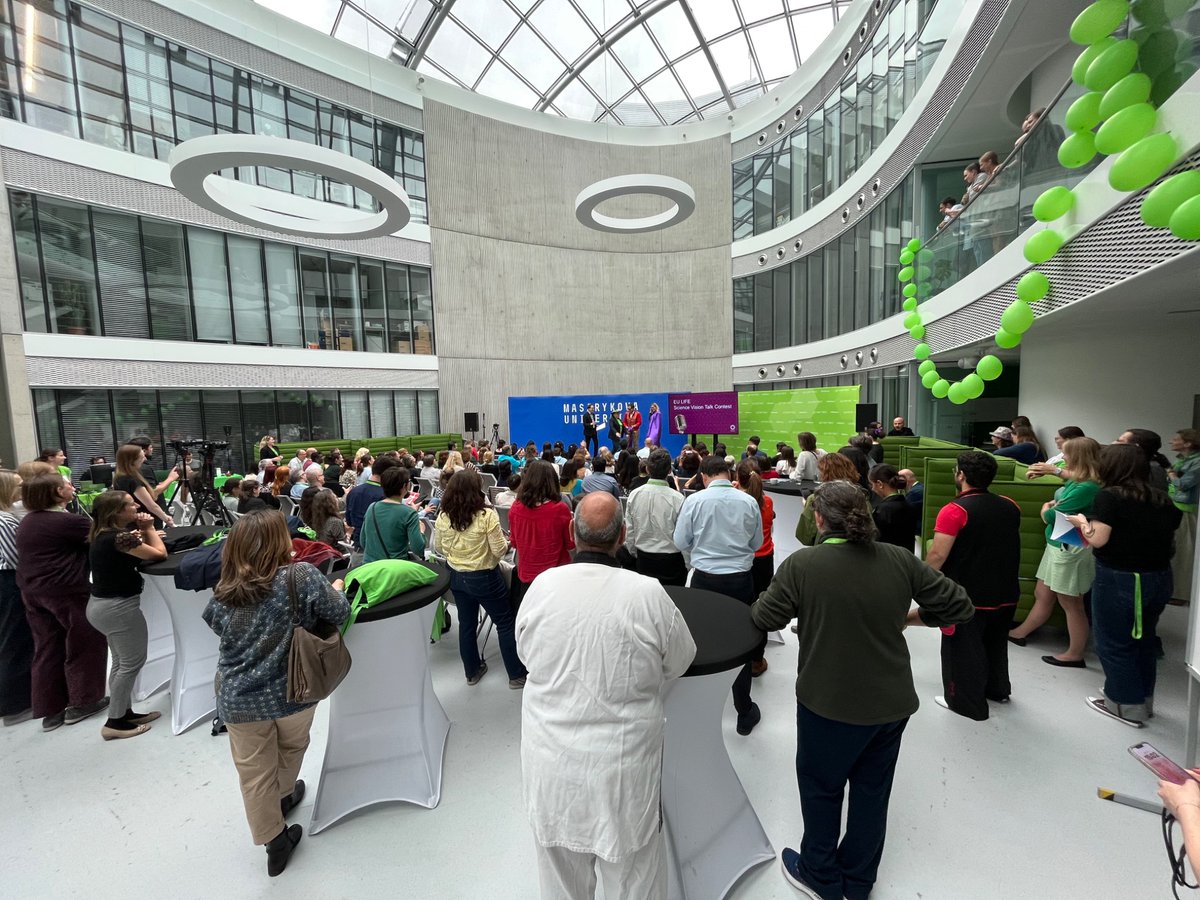 Jakub_Harnos's tweet image. The EU LIFE Science Vision Talk Contest is happening now at @CEITEC_Brno! Young scientists are talking about their great ideas for the future of life sciences. #ScienceVision #CEITEC #EULIFE