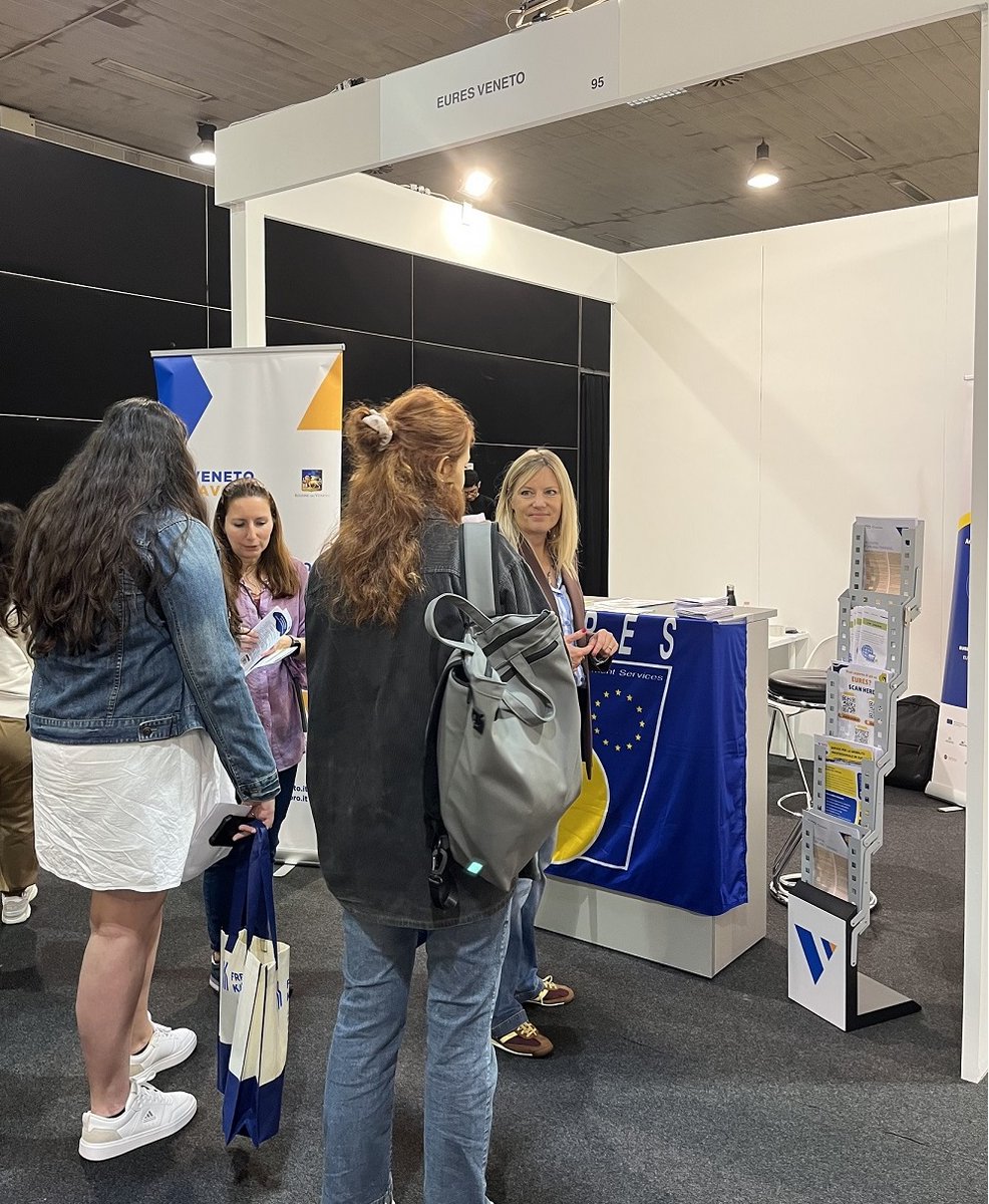 𝐔𝐧𝐢𝐯𝐞𝐫𝐬𝐢𝐭𝐚̀ 𝐀𝐩𝐞𝐫𝐭𝐚 𝟐𝟎𝟐𝟓: in corso ora, presso la Fiera di Padova, l’evento organizzato dal Career Service di @Unipd per mettere in contatto studenti, studentesse e neo laureati con le imprese. I nostri colleghi ti aspettano allo stand <a href="/EURESVeneto/">EURES Veneto</a>