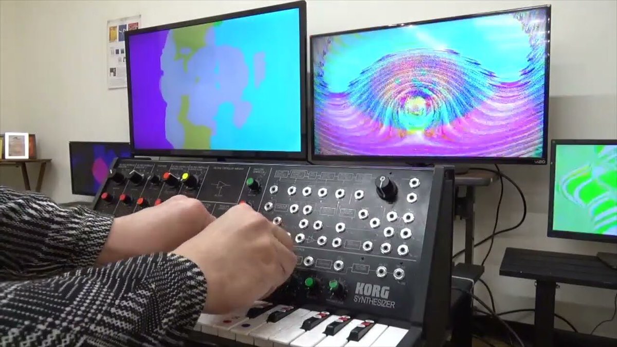 misao_kamiya's tweet photo. Video Synthesizer Play No Talking 6 ￼
神谷操 Slava Ukraine 展 オリオンACぷらざ
https://t.co/l8GEW8dQyw
先日の展覧会の時の動画です。宜しく。
#art #videoart #mediaart
#videosynth #栃木県 #宇都宮
#映像 #映像制作 #video #media
#synthesizer #korg #Japan https://t.co/YkAIoYpRho
