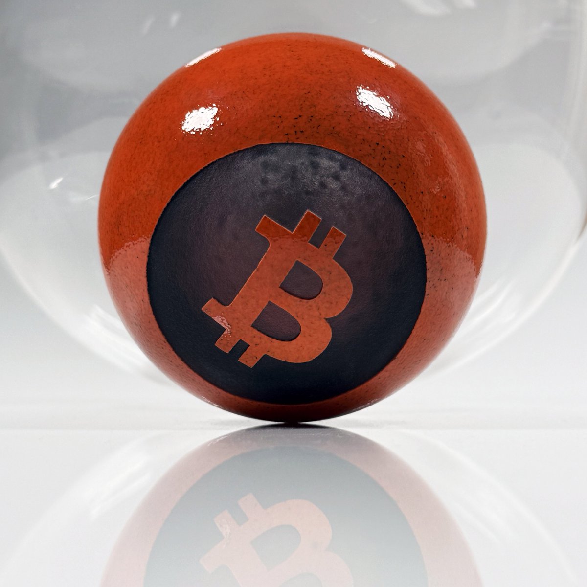 CYPHERPUNK NOW (@cypherpunknow) on Twitter photo "Bitcoin is not the bubble but the pin."
Crystal glass Bitcoin meme, crafted using traditional glassmaking techniques.
Bitcoin Pin #1 the only piece for sale from a series of three is now up for auction:
scarce.city/auctions/about…
<a href="/scarcedotcity/">Scarce.City</a>
On display <a href="/TheBitcoinConf/">The Bitcoin Conference</a> "Bitcoin is not the bubble but the pin."
Crystal glass Bitcoin meme, crafted using traditional glassmaking techniques.
Bitcoin Pin #1 the only piece for sale from a series of three is now up for auction:
scarce.city/auctions/about…
<a href="/scarcedotcity/">Scarce.City</a>
On display <a href="/TheBitcoinConf/">The Bitcoin Conference</a>