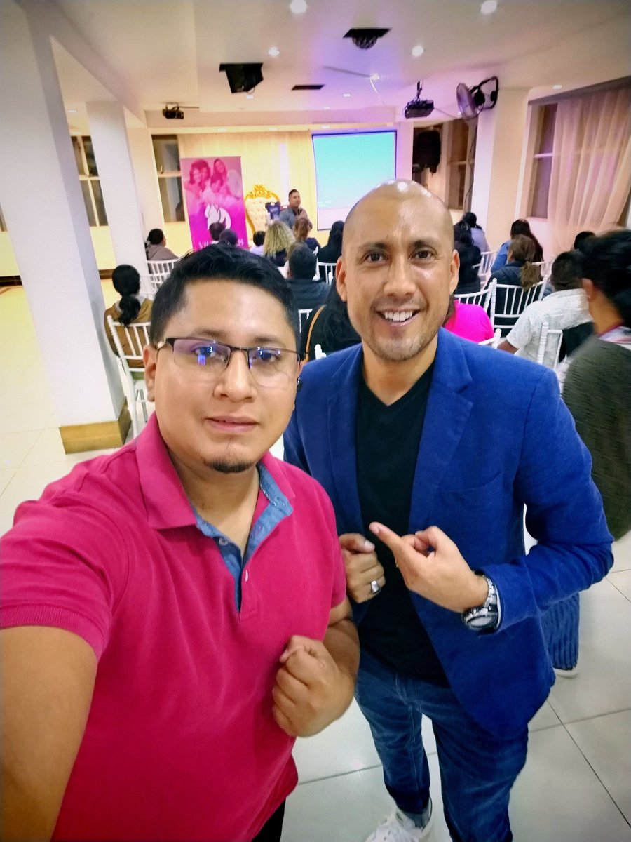 Charles37975353's tweet photo. Haciendo negocios en Villa El Salvador no es para cualquiera. 🔥🌐

Aquí se trabaja con garra ⚒️, con visión 👀 y con calle 🛣️.

Si puedes hacerla aquí, puedes hacerla en cualquier parte.

#villaelsalvador #negocioscongarra #emprenderenelsur https://t.co/h3OrwayQ1o