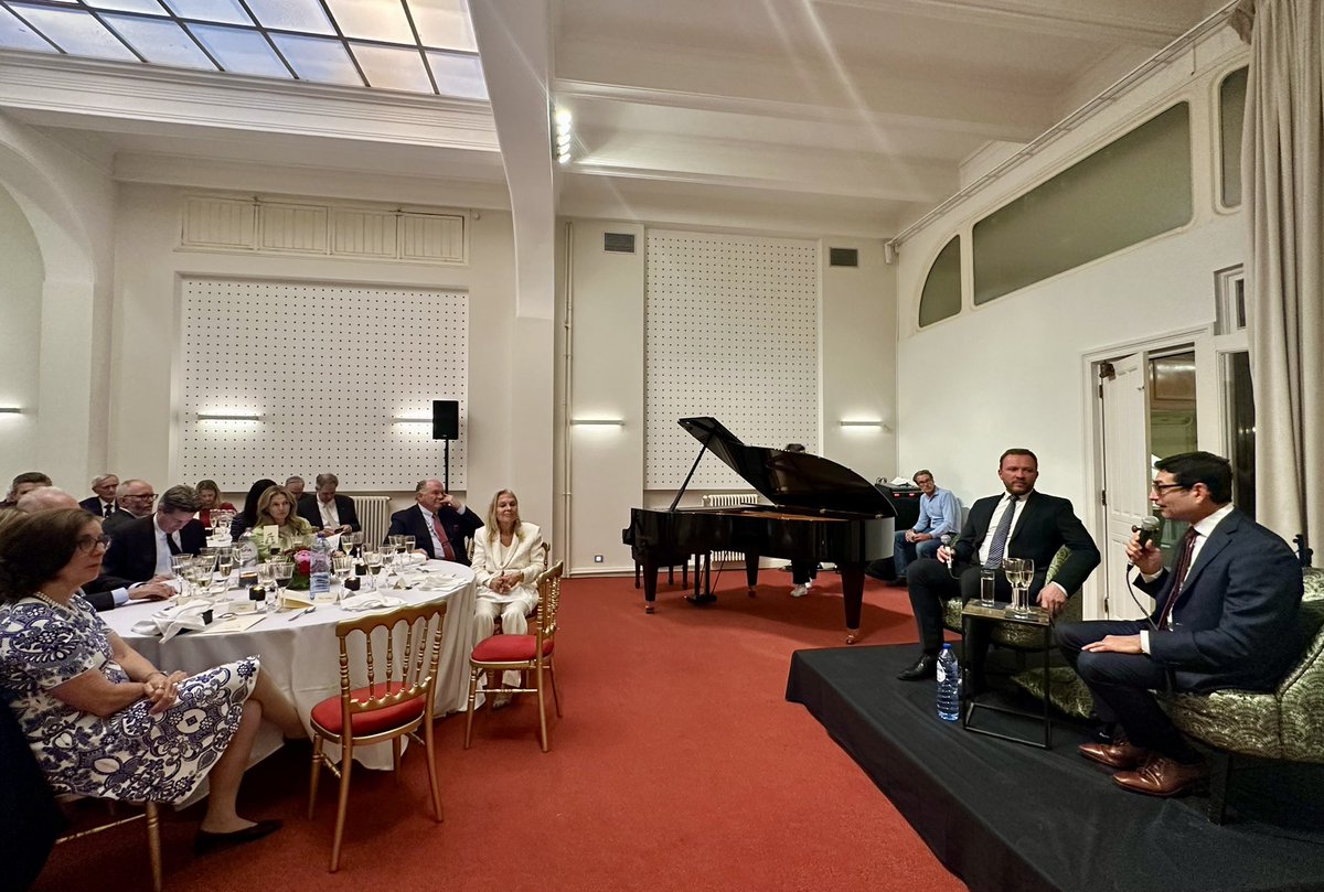 🎶 Honoured to open the #Carnegie Board meeting in Brussels with Debussy’s Clair de Lune—a quiet call for peace through nuance, not force.🌙
💬 Estonia’s FM <a href="/Tsahkna/">Margus Tsahkna</a> : To end the war, #Russia must face consistent pressure.
🌍 #CarnegieEndow - a global force for rules-based order.