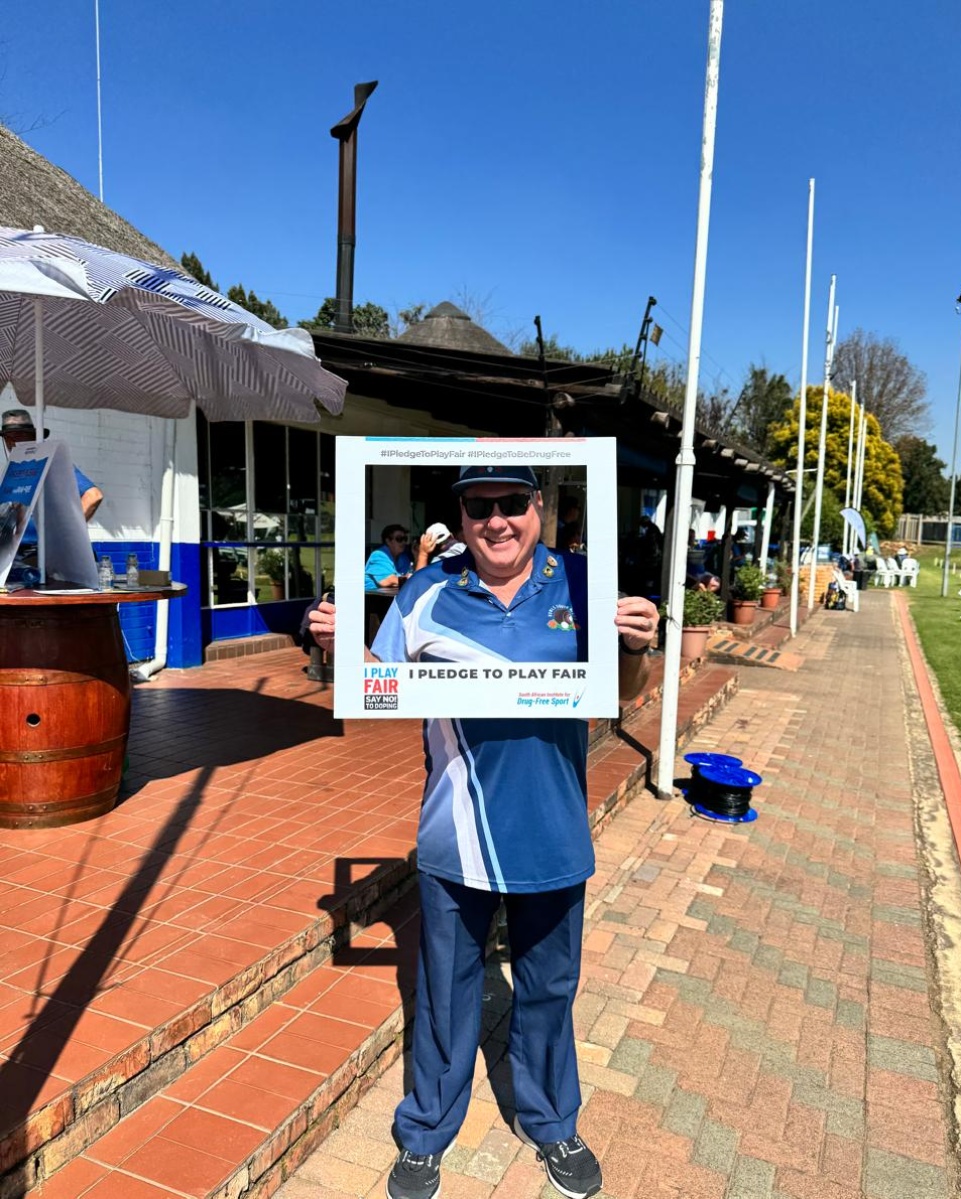 #SAIDS had an athlete engagement with Bowls SA Senior Open (Ladies). Interacting with Bowls athletes on principles of anti-doping to ensure fair competition. 

#AntiDoping #FairPlay #CleanSport #BowlsSA #SeniorOpenLadies #SayNoToDoping #WomenInSport #ProtectCleanAthletes