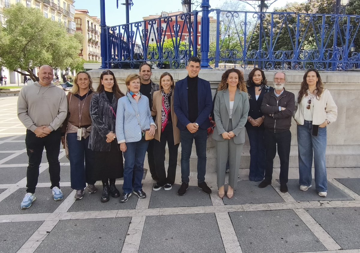 fergodani's tweet image. Presentamos a la próxima Comisión Ejecutiva Municipal del @psoesantander: renovada, joven, paritaria y preparada.

Vamos a a lanzar un proyecto transformador para sacar a #Santander de la decadencia y construir una ciudad moderna, justa y con futuro.