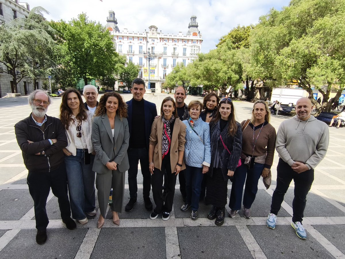 fergodani's tweet image. Presentamos a la próxima Comisión Ejecutiva Municipal del @psoesantander: renovada, joven, paritaria y preparada.

Vamos a a lanzar un proyecto transformador para sacar a #Santander de la decadencia y construir una ciudad moderna, justa y con futuro.