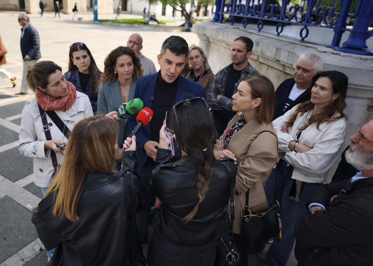 fergodani's tweet image. Presentamos a la próxima Comisión Ejecutiva Municipal del @psoesantander: renovada, joven, paritaria y preparada.

Vamos a a lanzar un proyecto transformador para sacar a #Santander de la decadencia y construir una ciudad moderna, justa y con futuro.