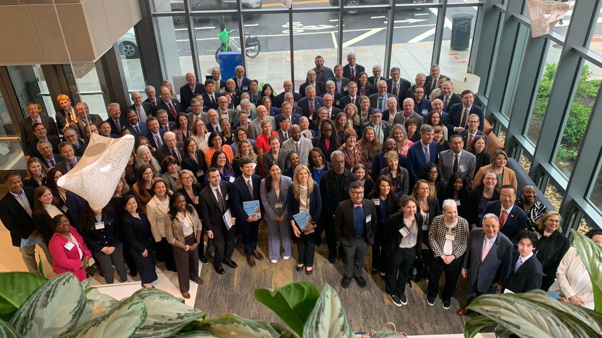 TheWRP4LC's tweet image. Today, we join the @AACI_Cancer @AACR Joint Hill Day supporting cancer research. At this crucial time, please help by contacting your Members of Congress and asking them to support vital funding for @NIH &amp;amp; @theNCI. @DrRoyHerbstYale 
brnw.ch/21wSQA4
#AACRontheHill #FundNIH