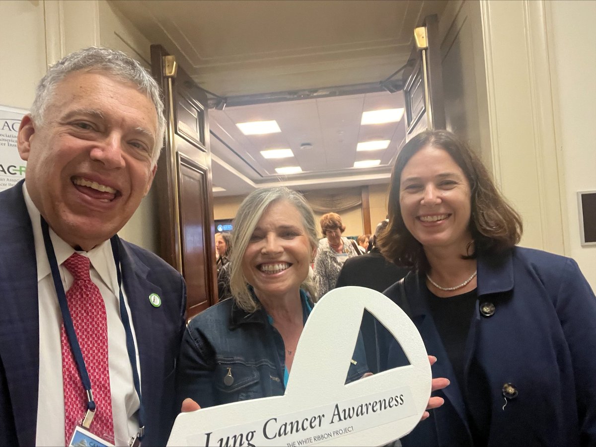 TheWRP4LC's tweet image. Today, we join the @AACI_Cancer @AACR Joint Hill Day supporting cancer research. At this crucial time, please help by contacting your Members of Congress and asking them to support vital funding for @NIH &amp;amp; @theNCI. @DrRoyHerbstYale 
brnw.ch/21wSQA4
#AACRontheHill #FundNIH