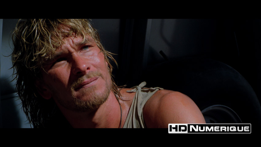 hdnumerique's tweet image. 🌊 #PointBreak (1991) revient en #4K 💥Après l'édition #Steelbook de juillet dernier, place à une édition simple #UHD #Bluray. 🪂
👁️Info : hdnumerique.com/actualite/arti…
🎬 Bigelow. Reeves. Swayze.
🎞️ L’essentiel, sans fioritures. #UltraHD