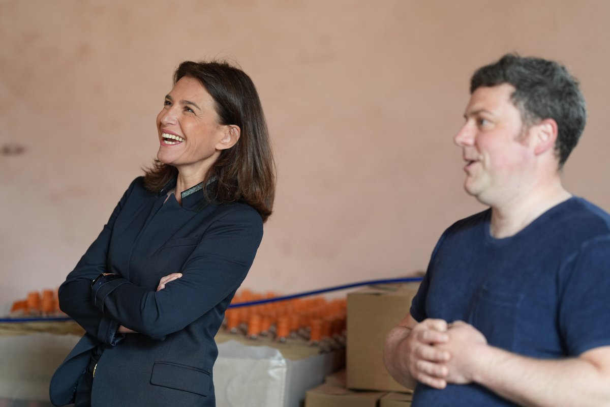 Pays de la Loire (@paysdelaloire) on Twitter photo 3 parcours professionnels très différents et 3 reconversions réussies ! ✅
➡️ Ugo Fuchs a évolué dans l’industrie avant de fonder CoqLicorne, distillerie artisanale. Un véritable succès puisque ses gins ont été récompensés notamment au <a href="/TheDrinksAwards/">World Drinks Awards</a> et au <a href="/ConcoursLyon/">Concours de Lyon</a>.
➡️ 3 parcours professionnels très différents et 3 reconversions réussies ! ✅
➡️ Ugo Fuchs a évolué dans l’industrie avant de fonder CoqLicorne, distillerie artisanale. Un véritable succès puisque ses gins ont été récompensés notamment au <a href="/TheDrinksAwards/">World Drinks Awards</a> et au <a href="/ConcoursLyon/">Concours de Lyon</a>.
➡️