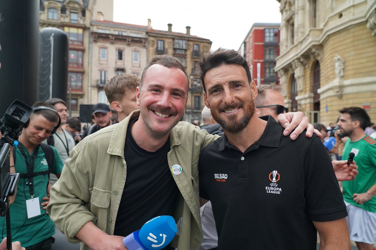 ⚽️ UEFAk inoiz egin(go) duen fitxajerik onena ✨ <a href="/AritzAduriz11/">Aritz Aduriz</a> <a href="/EuropaLeague/">UEFA Europa League</a>