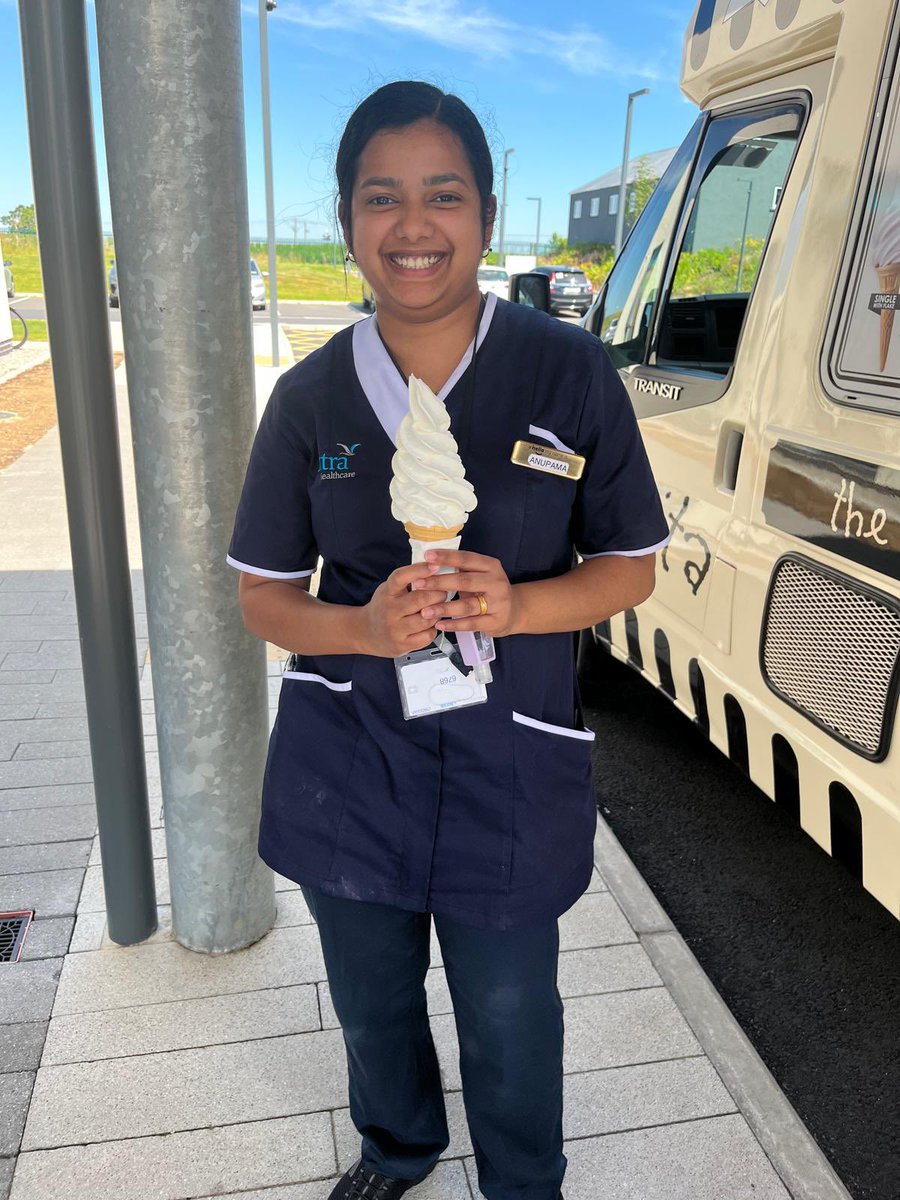Ice cream and ☀️ #staffappreciation <a href="/PmTalevara1/">PM</a>