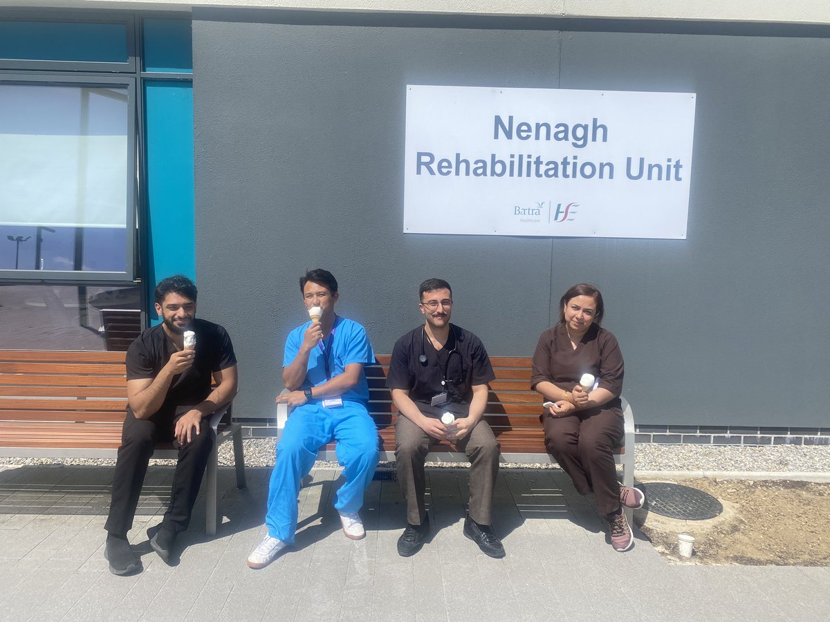 lolfoley's tweet photo. Ice cream and ☀️ #staffappreciation @PmTalevara1 https://t.co/Edhpq9xGWq