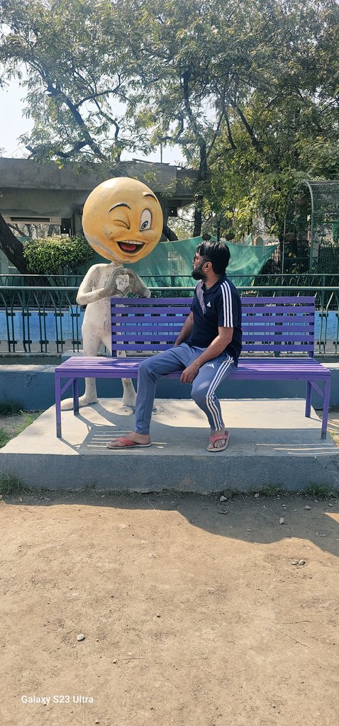 50K  का सनातनी परिवार होने में थोड़ी सी कमी है , आप सब आज मुझसे जुड़े, ज्यादा से ज्यादा मित्रों को फोलो बैक करने की कोशिश करूंगा 
जय श्री राम 🚩