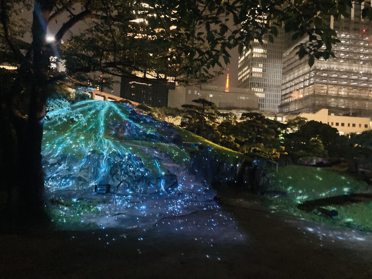 旧芝離宮夜会 by ワントゥーテン 〜ひかりめぐる庭〜 
初日にご来場いただいた皆さま、ありがとうございました✨

残念ながら来られなかった方、光・音・デジタルアートと美食が彩る夜の庭園体験は日曜日まで開催しています
ぜひ足を運んでみてください✨

yakai.1-10.com/shibarikyu 

#旧芝離宮 #夜会