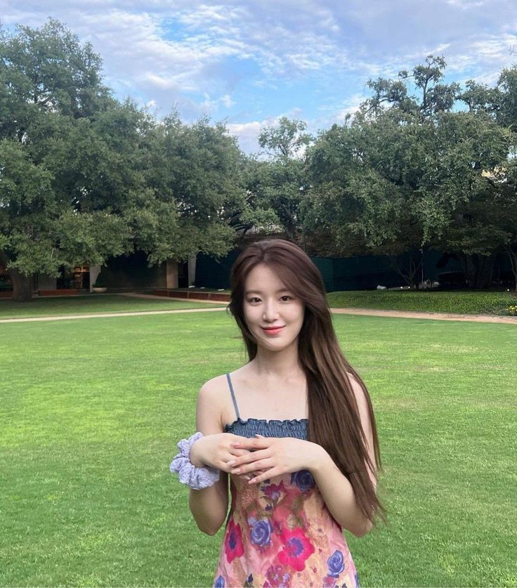 𝐊𝐢𝐚𝐫𝐚. (@br0kemyteeth) on Twitter photo 