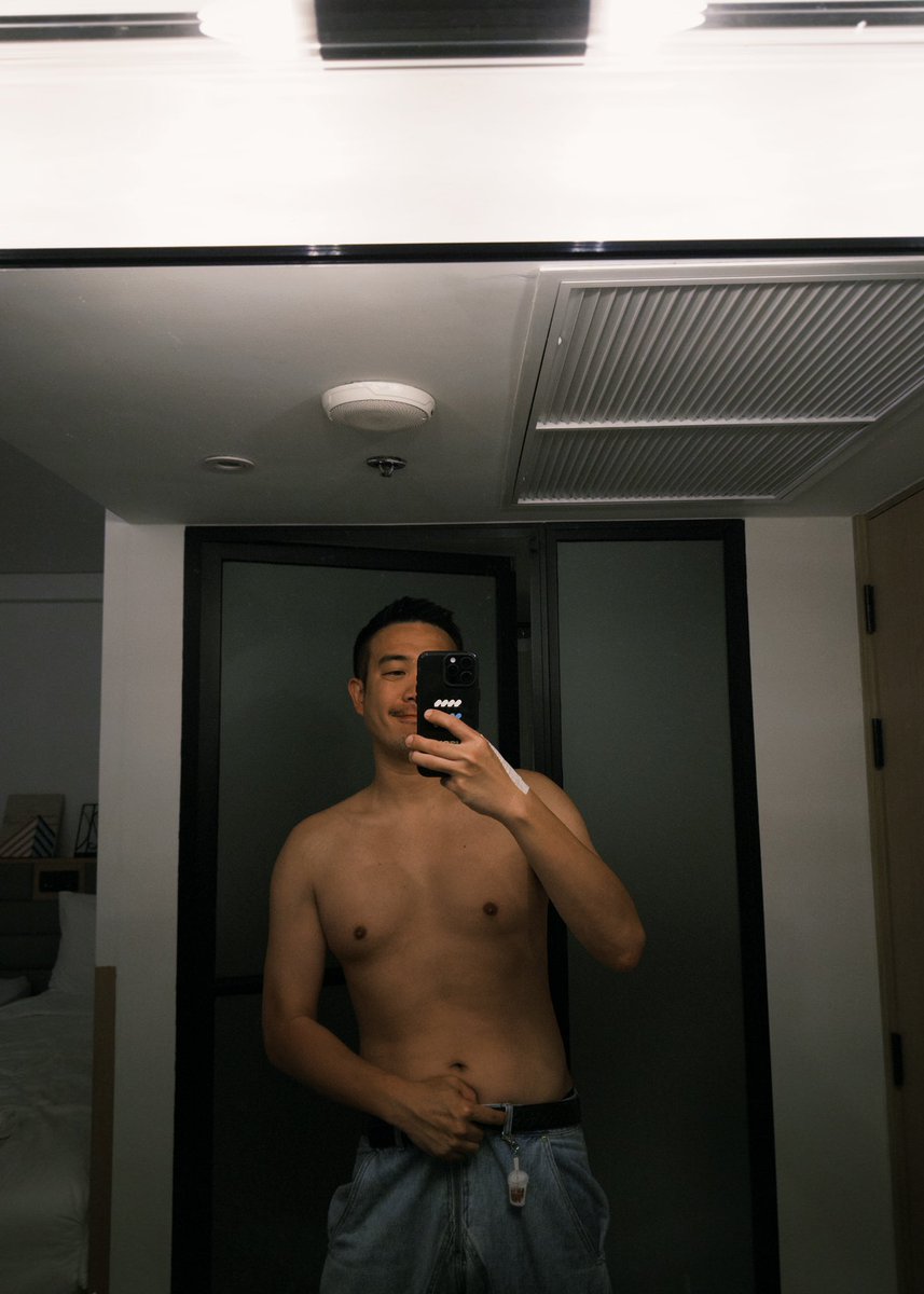 183cm @Taipei (@issytpc) on Twitter photo 