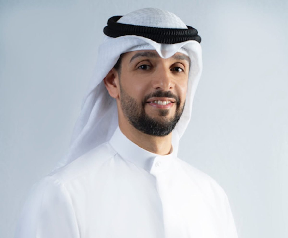 َ
أخي وصديقي ..

جابر الشريف/ رئيس لجنة المسابقات وشؤون اللاعبين في إتحاد كرة الطائرة الكويتي ..

بعد أنتهاء موسمكم احب أشكرك على مجهودك ومجهود زملائك، وأتمنى لك المزيد من العطاء والتوفيق ..

على الزين يا بوعلي 💚
ِ