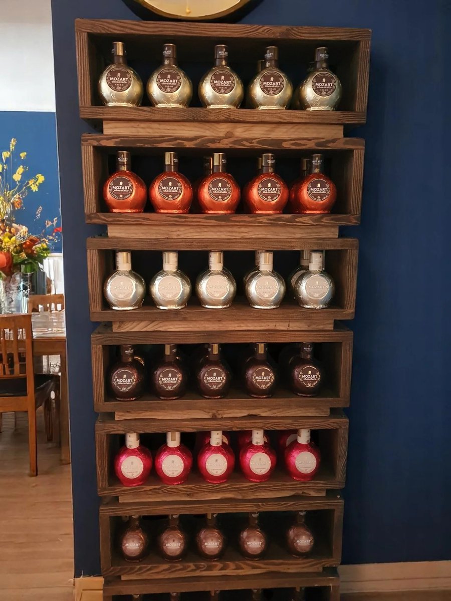 Custom made bespoke home drinks cabinet with beautiful dark rustic-style design.

WhatsApp: +44 7763 876929