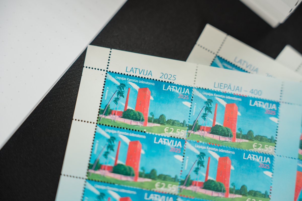 ✉️🎁 Šodien Liepājas 400. jubilejas ietvaros tika prezentēta īpaša Latvijas Pasta dāvana – unikāla pastmarka! 🎁✉️

Vairāk: facebook.com/liepajalv/post…