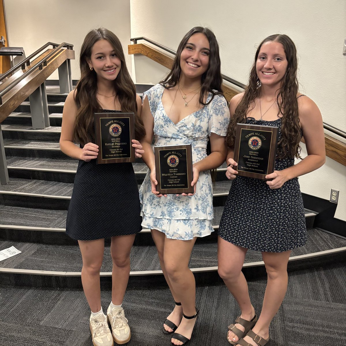 CDS Aztec Softball 🥎 tweet media