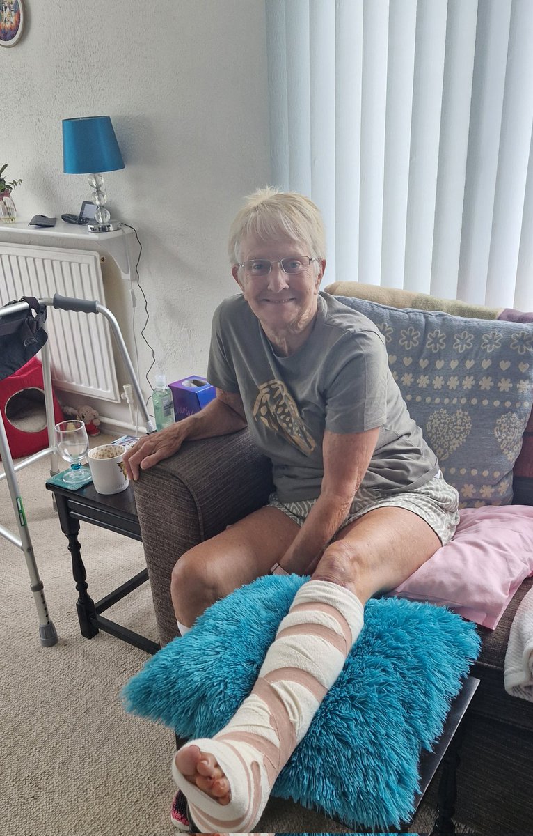 Afternoon all!  

Just popping in to say a huge thank you to you all for your lovely messages of support for mum.

She's given me permission to post this pic of her now she's back home 😊