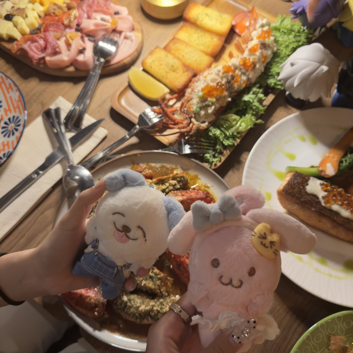 nana1oves's tweet photo. 🍽️𓂃꙳⋆🥂🥂 https://t.co/Zbv3weQ9K7