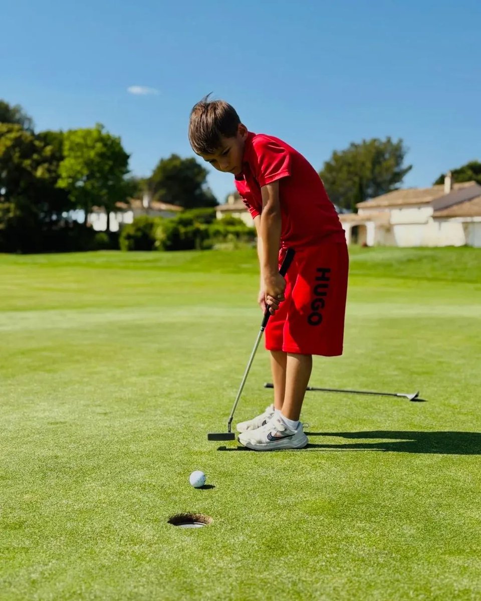 JW_johnwright's tweet image. #GolfStar #GolfInspiration #Shorts #GolfSwing #GolfTraining #TrickShot #GolfTricks #GolfPassion #Champion #Golf