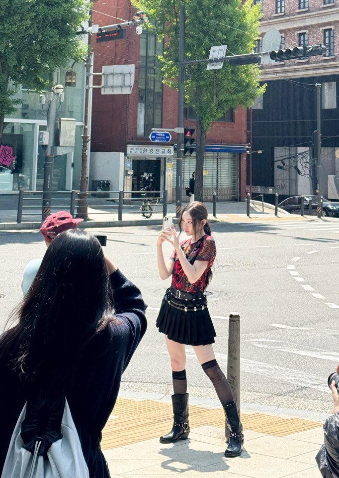 LEE YOUNGSEO GLOBAL tweet media